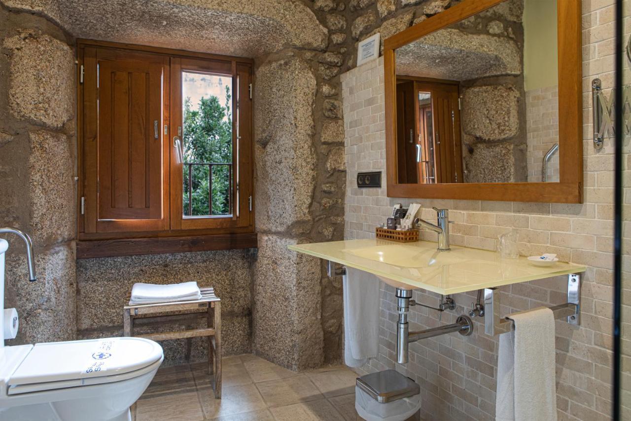 El Duende Del Chafaril Guest House San Martin De Trevejo Bagian luar foto